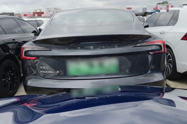 Tesla Model 3 2023 — 5