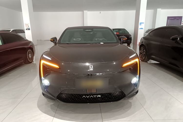 Avatr 11 2025 — 2