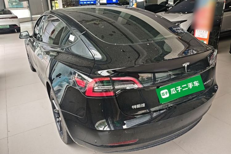 Tesla Model 3 2022 — 4