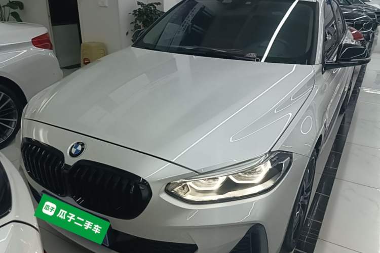 BMW 125i 2021 — 2