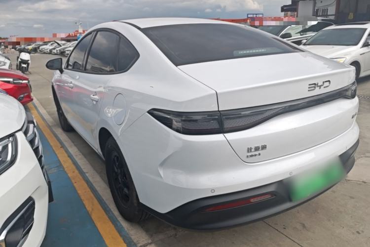BYD Seal 05 2026 — 4
