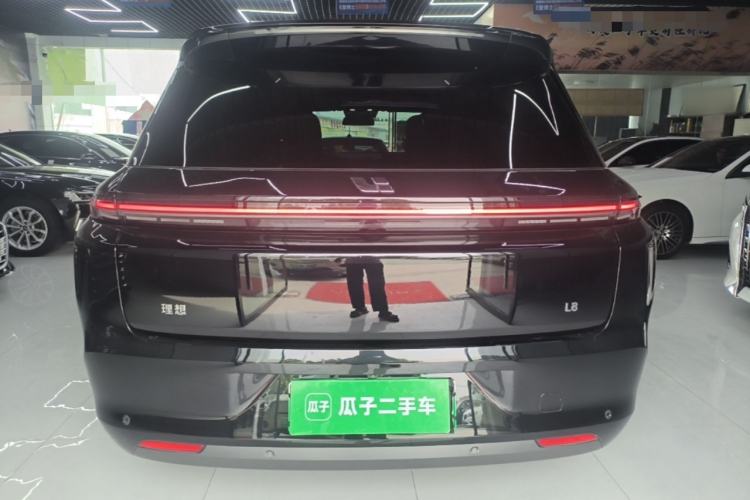 Li Auto L8 2023 — 5
