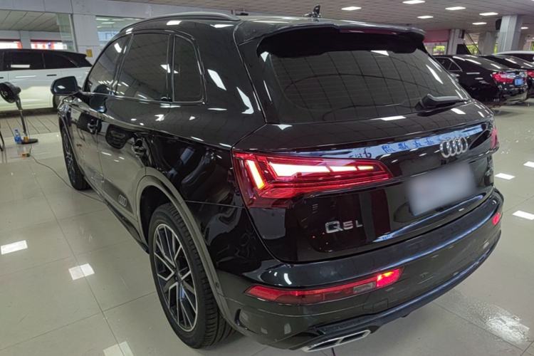 Audi Q5 2025 — 4