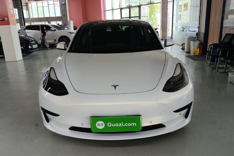 Tesla Model 3 2021 — 2