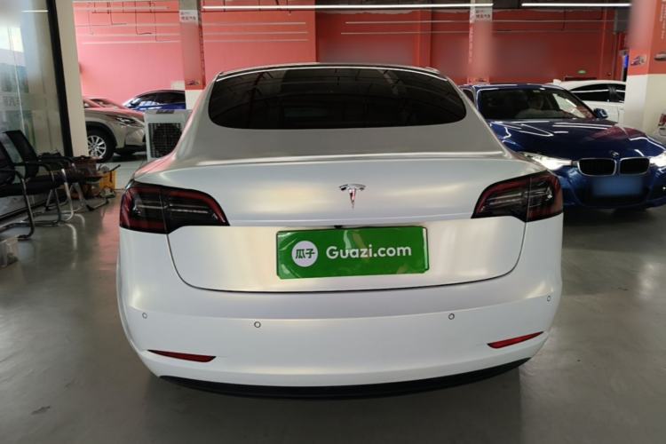 Tesla Model 3 2021 — 5
