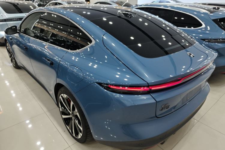 NIO ET5 2022 — 4