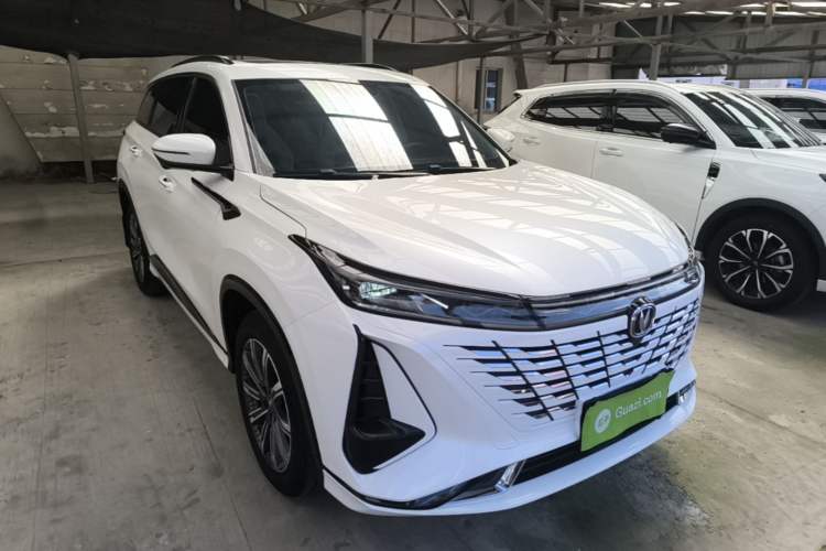 ChangAn CS75 PLUS 2023 — фото 3