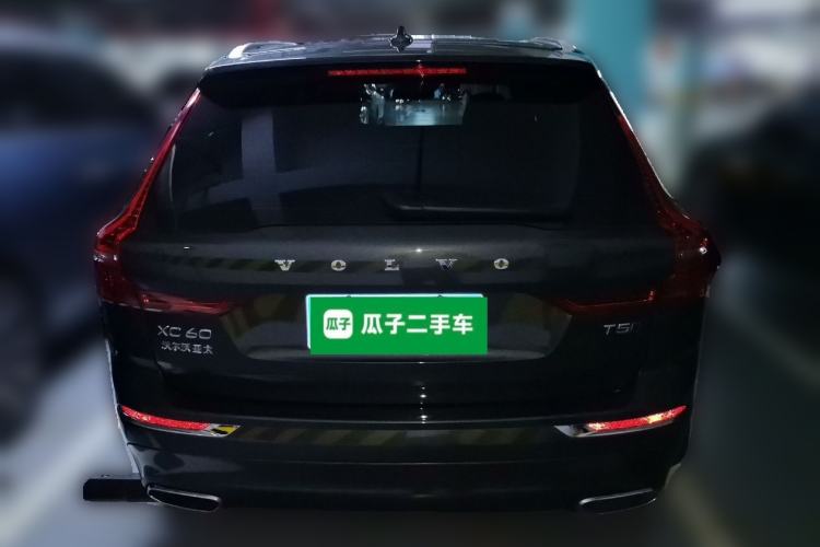 Volvo XC60 2020 — фото 3