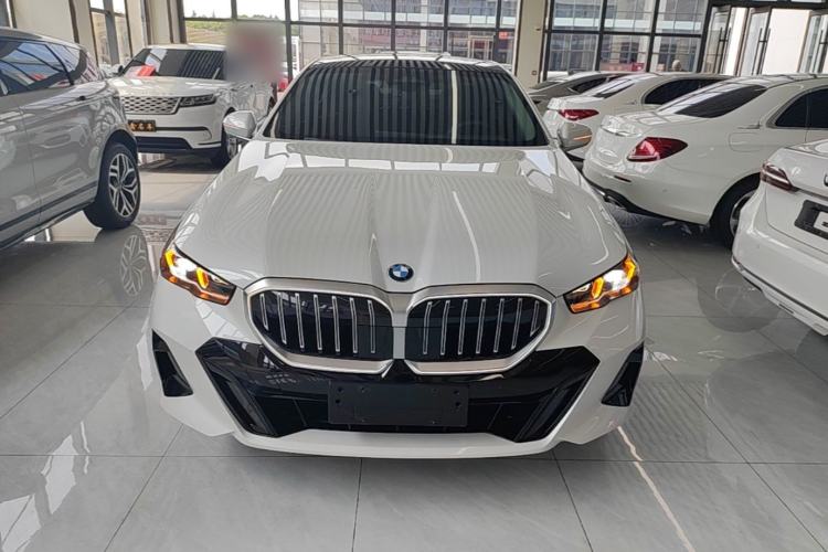 BMW 525Li 2025 — 2