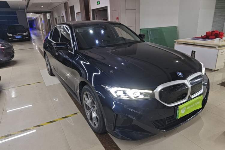 BMW i3 2022 — 3