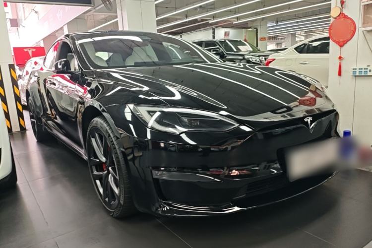 Tesla Model S 2023 — 3