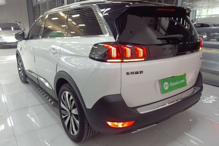 Peugeot 5008 2023 — 4