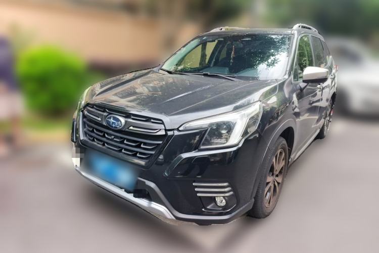 Subaru forester 2022 — фото 1