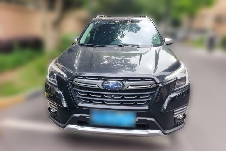 Subaru forester 2022 — фото 2