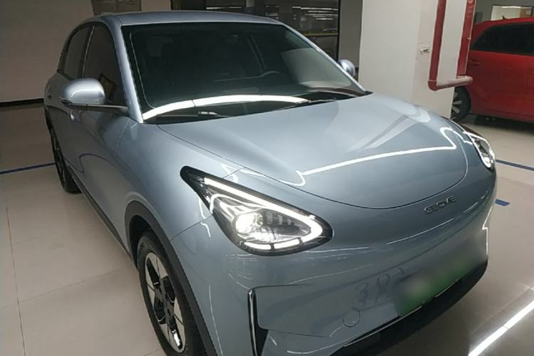 Geely Galaxy Geome 2025 — 3