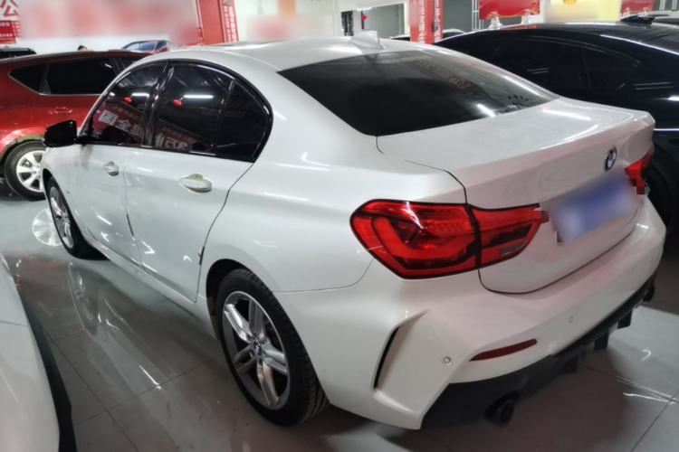 BMW 120i 2021 — 4