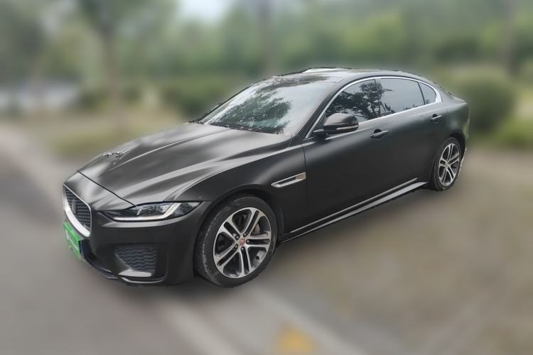 Jaguar XEL 2023 — фото 1