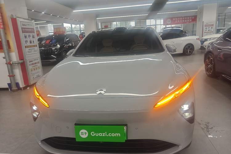 NIO ET7 2022 — 2