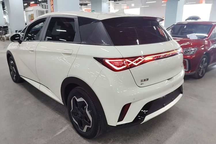 BYD Dolphin 2021 — 4