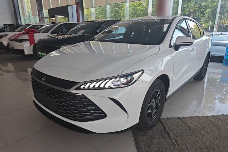 BYD Qin Plus 2025 — фото 1