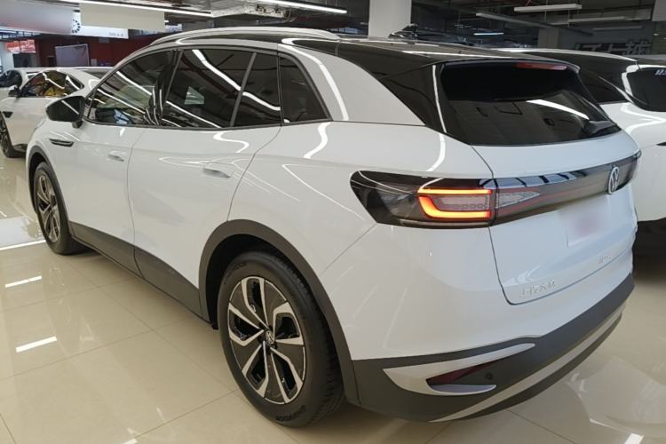 Volkswagen ID.4 X 2023 — 4