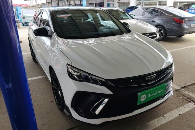 Geely Binray 2022 — 3