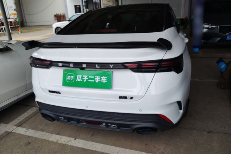Geely Binray 2022 — 5