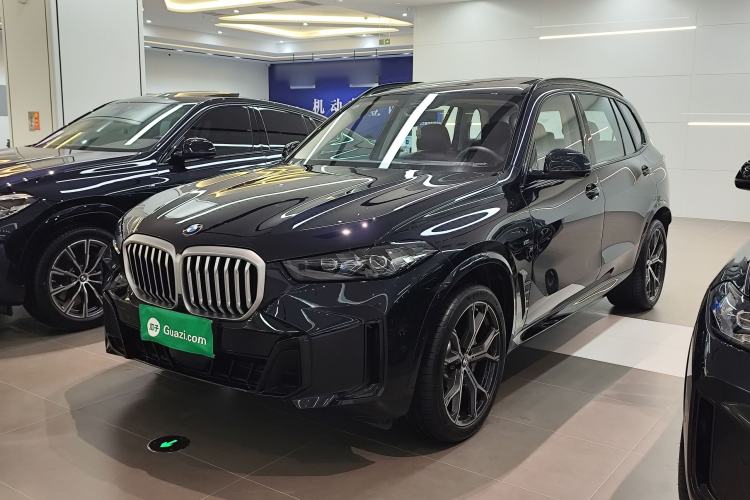 BMW x5 2025 — фото 1