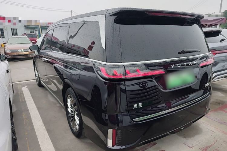 Voyah Dream 2022 — 4