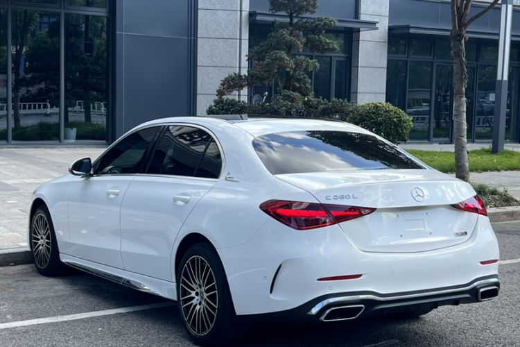 Mercedes-Benz C 260 L 2024 — 5