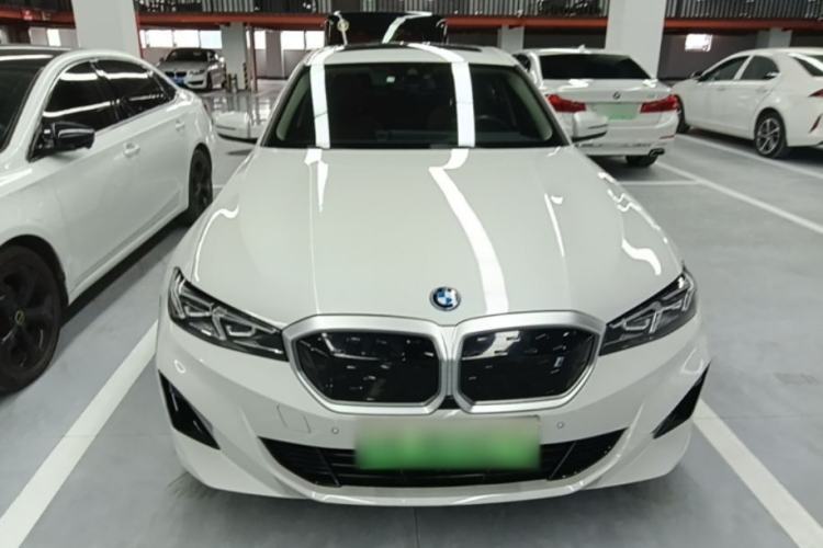 BMW i3 2022 — 2