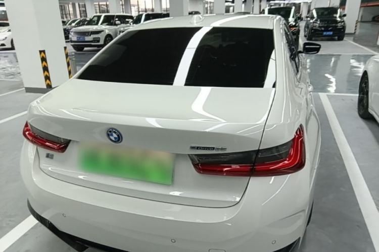 BMW i3 2022 — 5