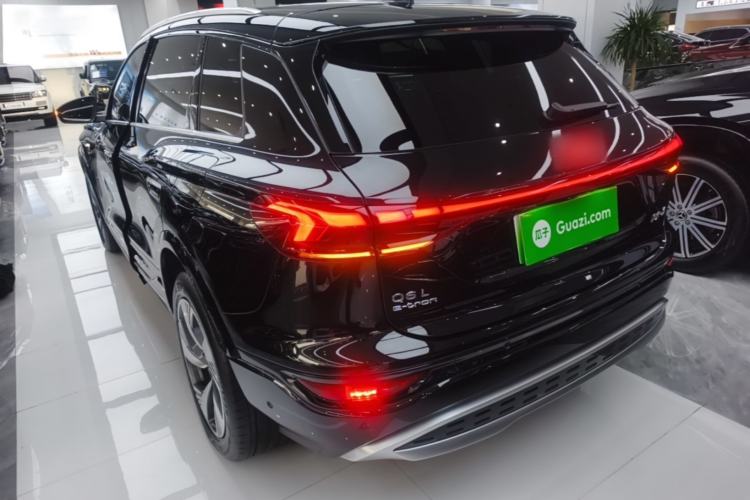 Audi Q6L e-tron 2026 — 4