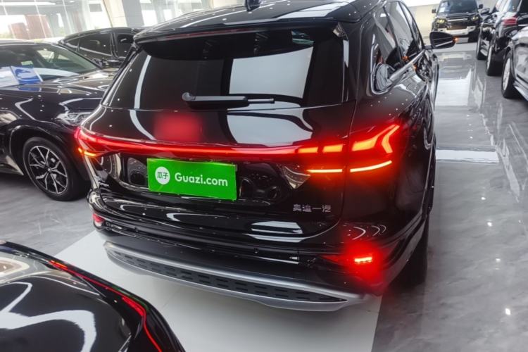 Audi Q6L e-tron 2026 — 5