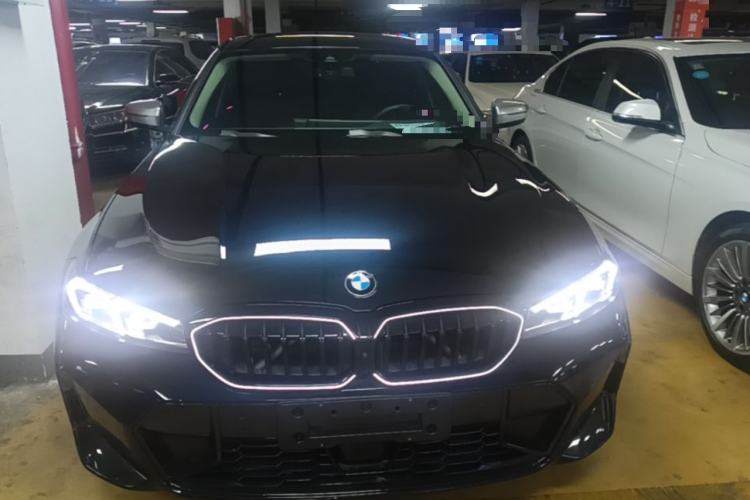 BMW 330Li 2025 — 2