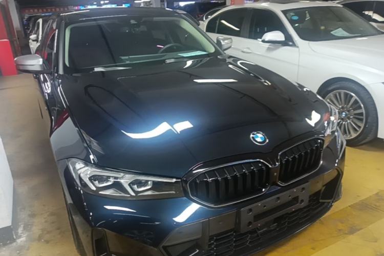 BMW 330Li 2025 — 3