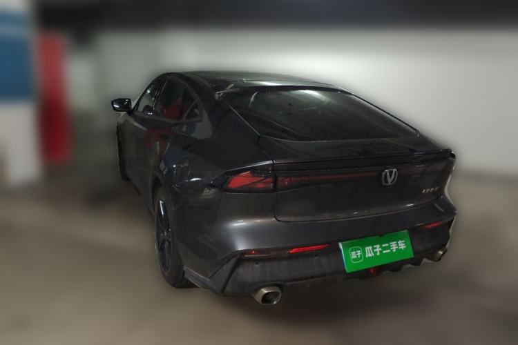 ChangAn UNI-V 2022 — 4