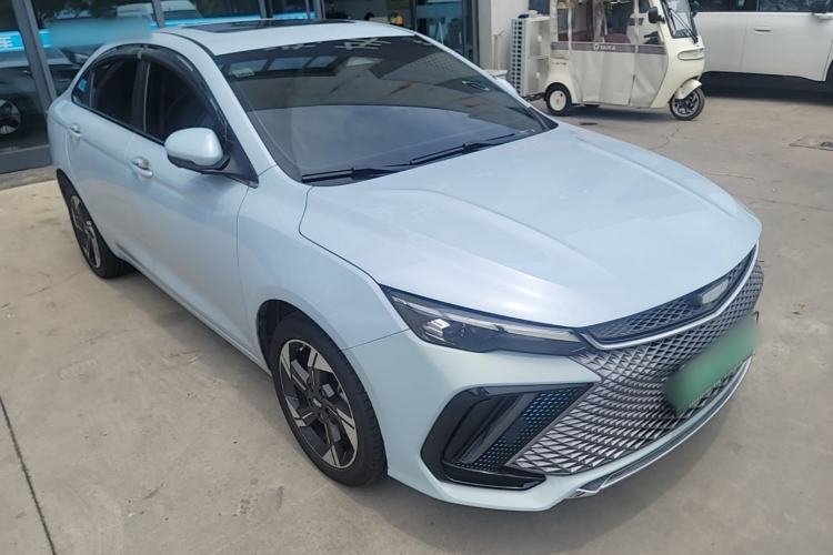 Geely Emgrand L 2022 — 3