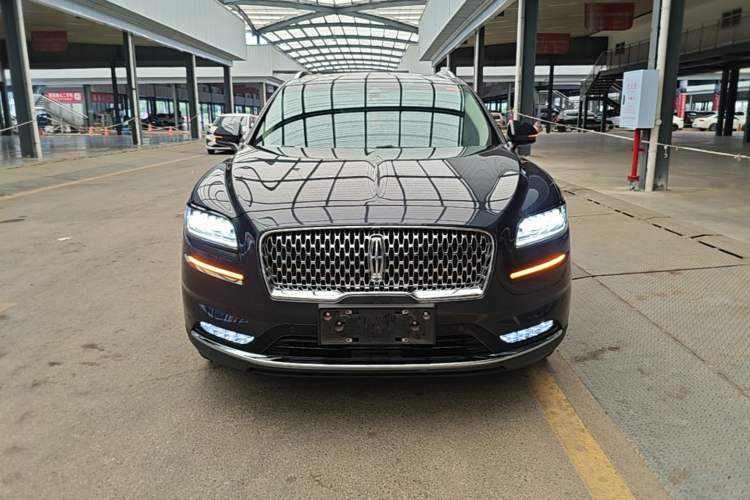 Lincoln Nautilus 2021 — 2