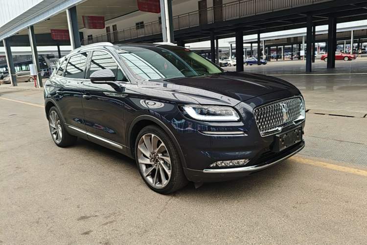 Lincoln Nautilus 2021 — 3