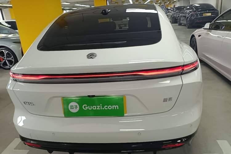 NIO ET5 2025 — 5
