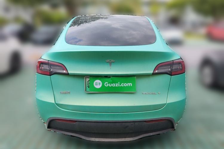 Tesla Model Y 2024 — 5