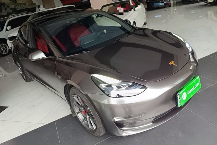 Tesla Model 3 2022 — 3