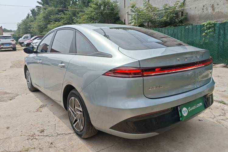 Roewe D6 2025 — 4