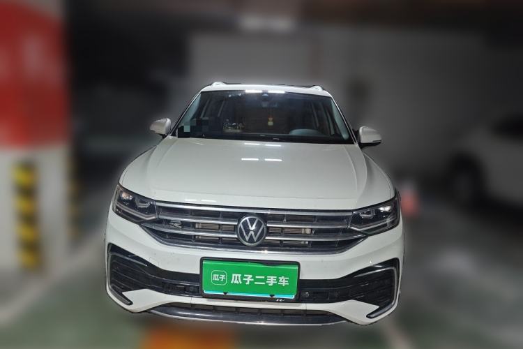 Volkswagen Tiguan L 2023 — фото 2