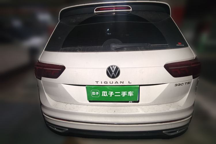 Volkswagen Tiguan L 2023 — фото 3