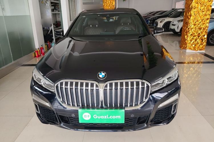 BMW 730Li 2021 — 2