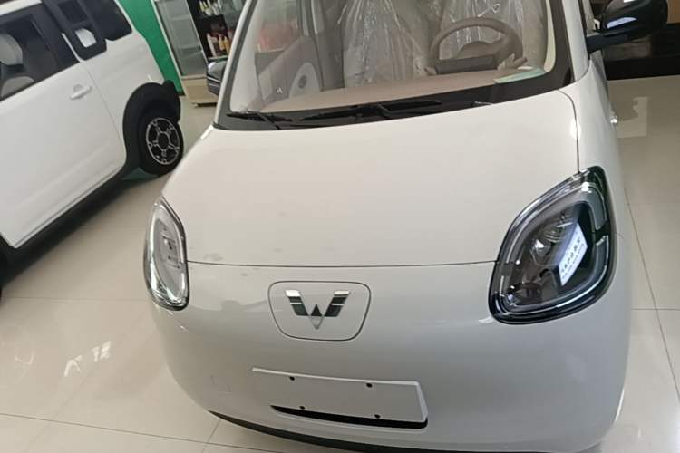 Wuling Hongguang MINIEV 2025 — 2