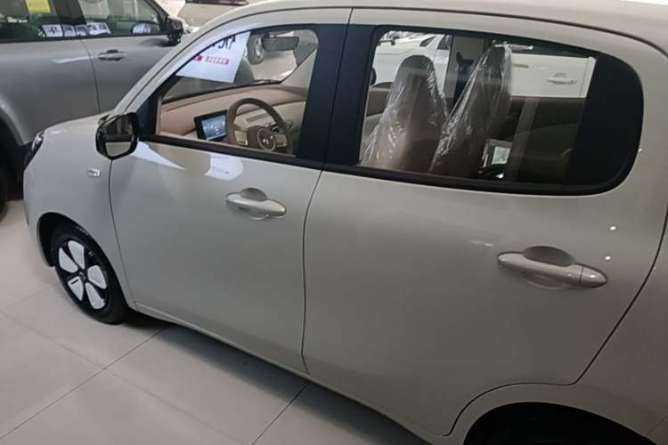 Wuling Hongguang MINIEV 2025 — 4