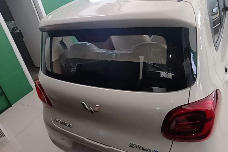 Wuling Hongguang MINIEV 2025 — 5